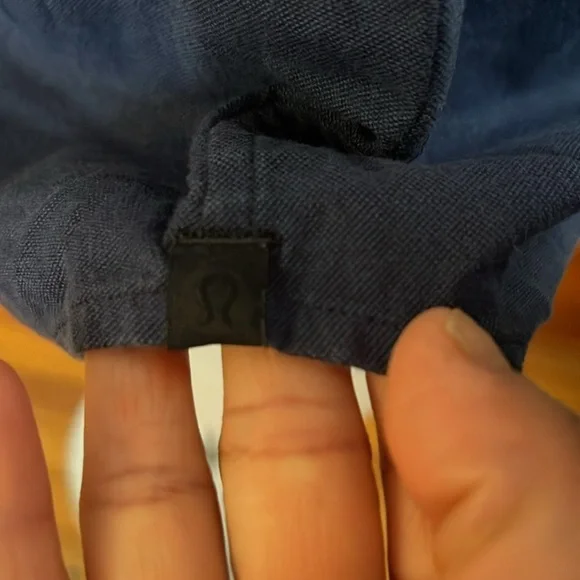 LULULEMON Blue Collared Long Sleeve Button Down Shirt with Breast Pocket - Picture 4 of 7